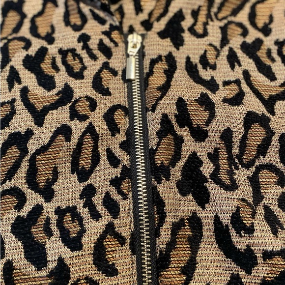 Women’s plus size 16/18 leopard print Workwear zip basic jacket Pocket chico’s - Picture 2 of 10